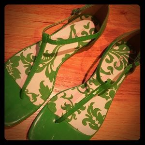Old Navy green sandals